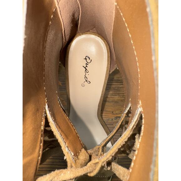 Womens Sz 7 Fringe Heels Ankle Wrap Open Toe Tan Zip Closure Platform Dressy - Picture 9 of 9